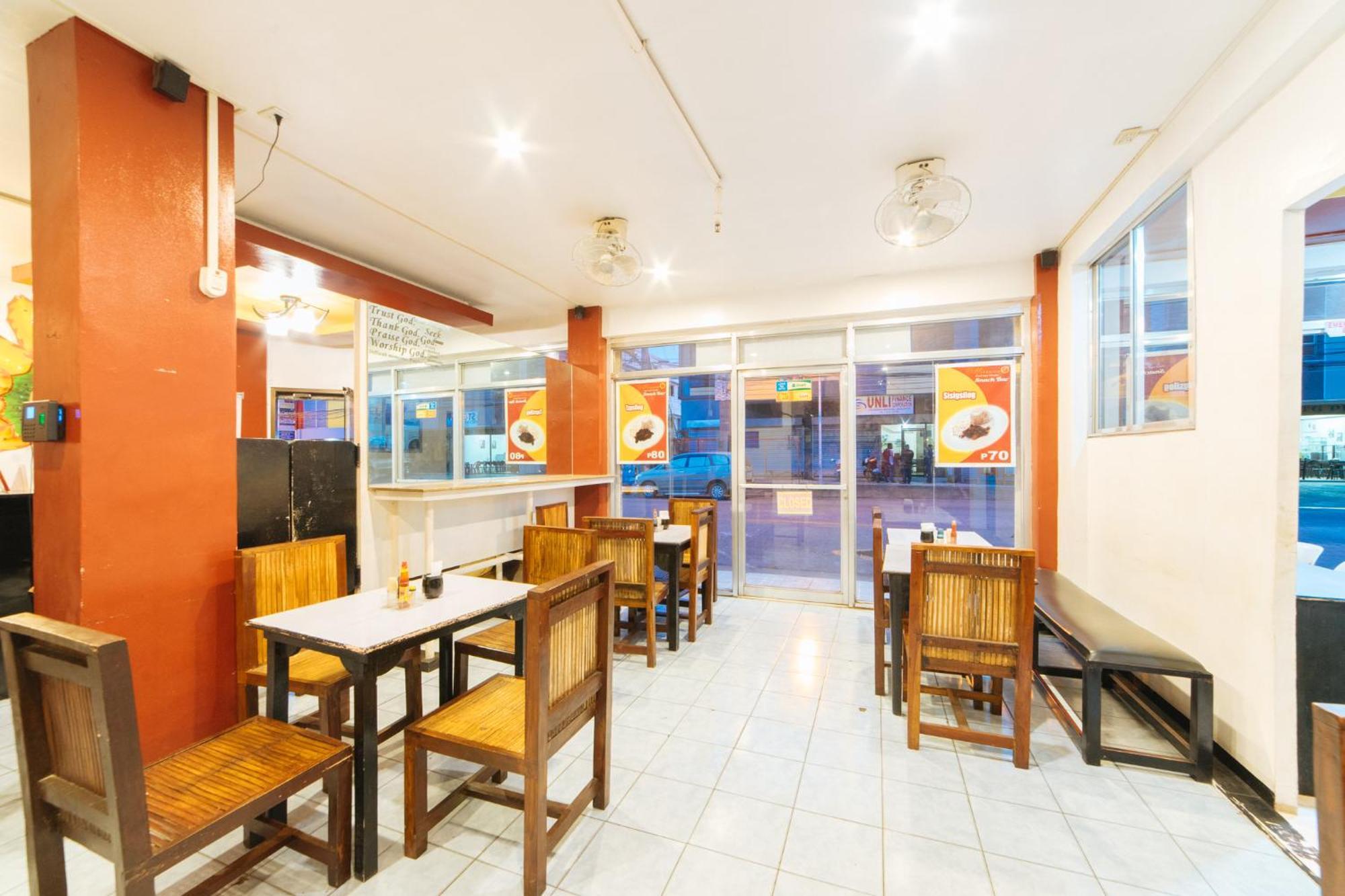 RedDoorz @ Rosario Street Bacolod Hotel Exterior foto